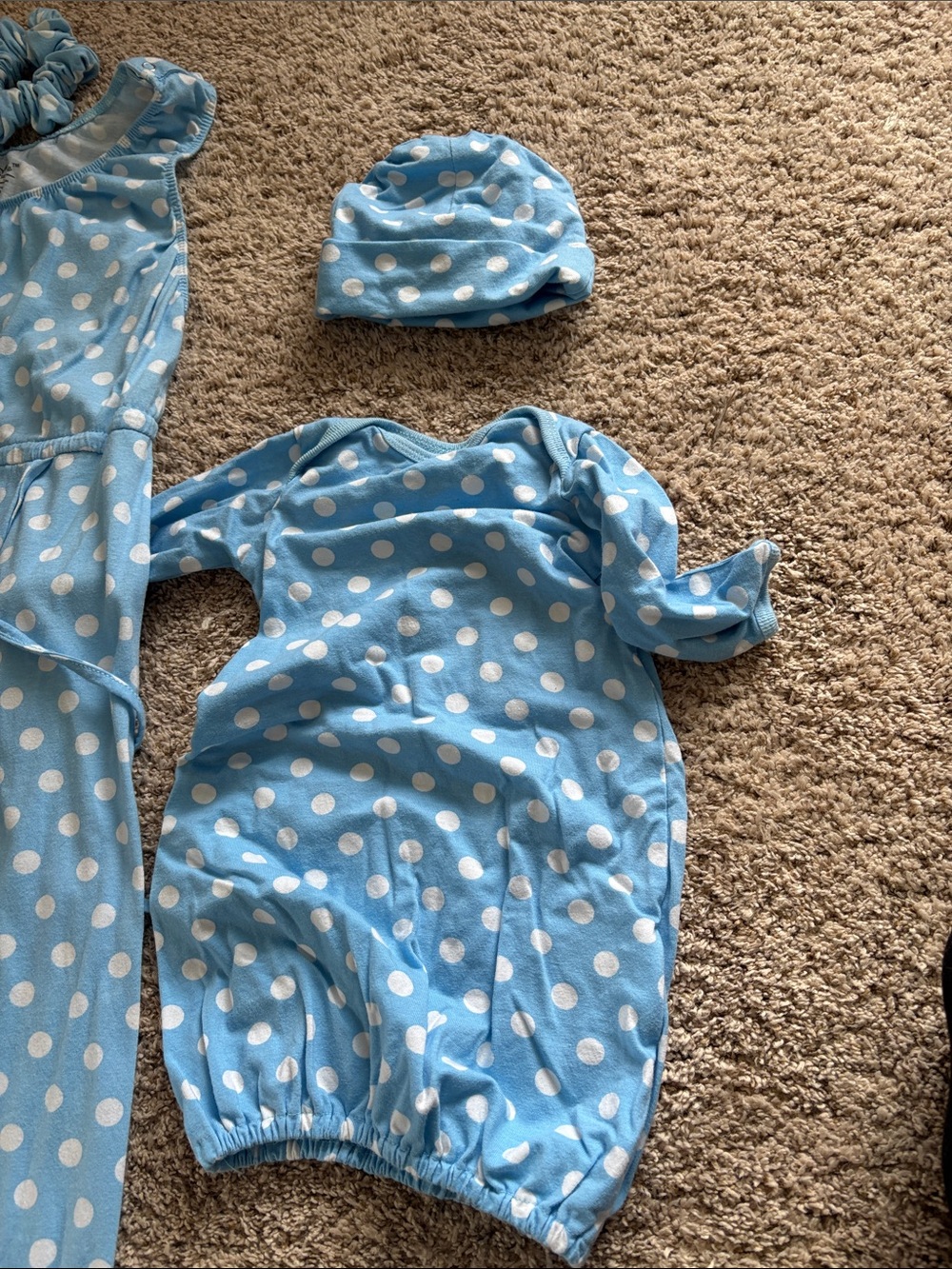 Baby be mine labor gown, newborn onesie and hat, and footie pajamas 3-6 month - Picture 2 of 3